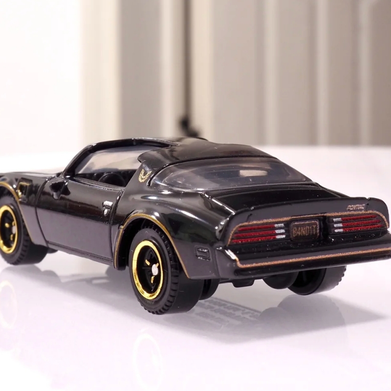 نموذج سيارة معدني مصغر بمقياس  - مراجعة Vintage Collectible Cars وسعره