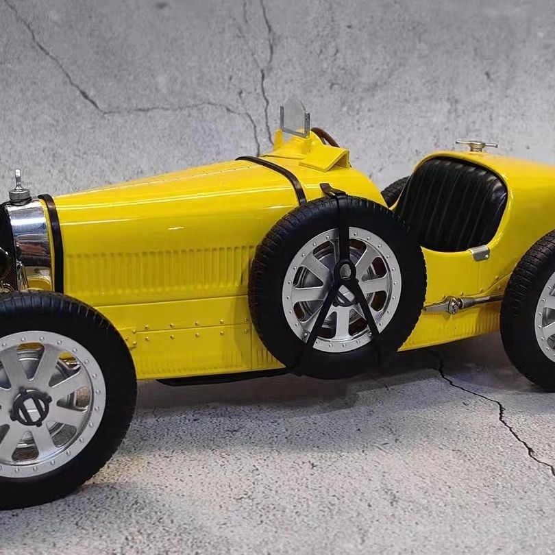 نموذج سيارة بوجاتي T35 الكلاسي - مراجعة Vintage Collectible Cars وسعره
